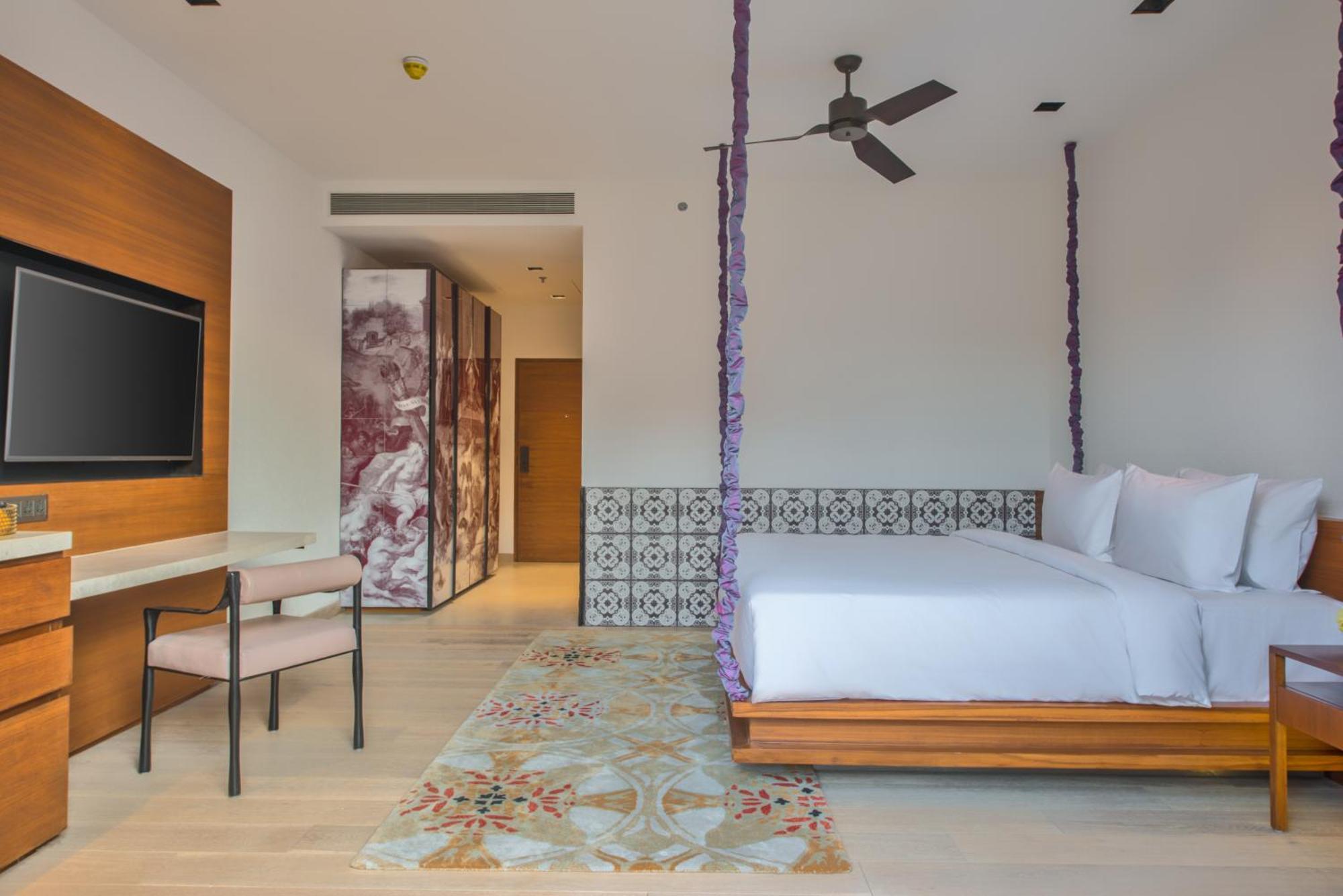 Resort Azaya Goa 5*
